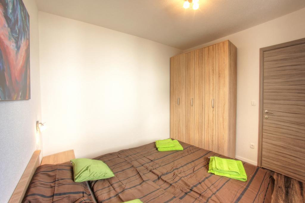 Apartments Nebuloza โรวีน ภายนอก รูปภาพ